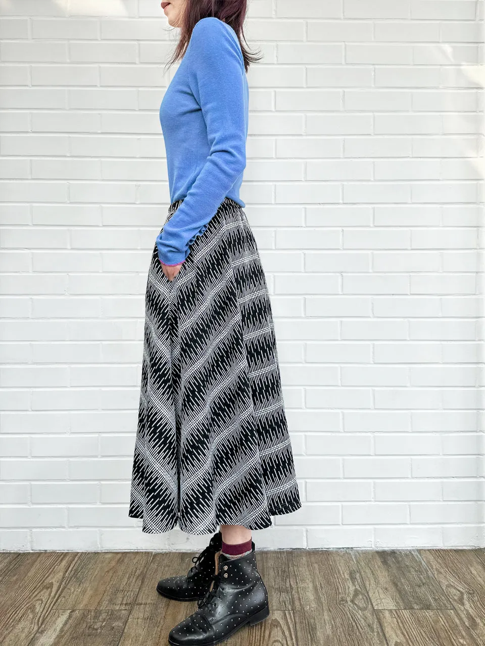 New Colour! Mono Textured Knitted Pattern Flowy Round Skirt